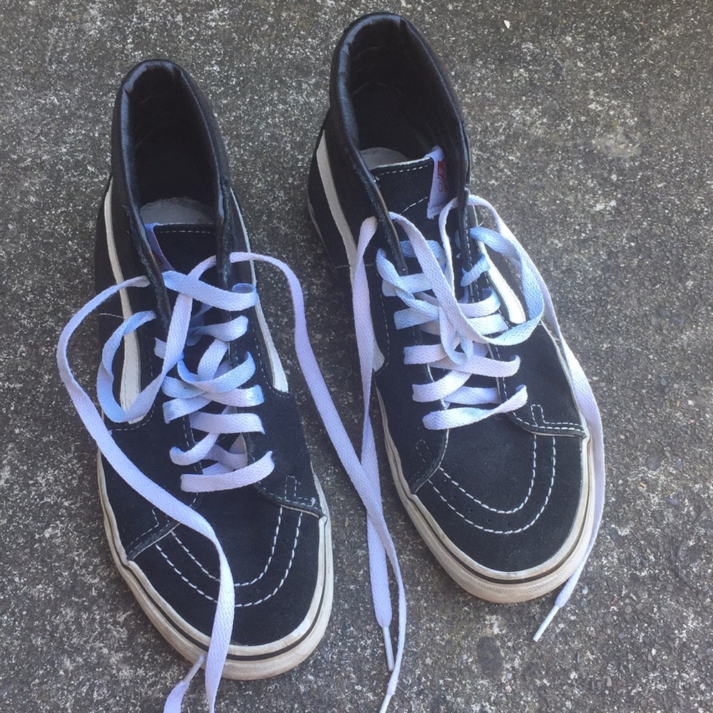 Vans Classic Sk8-Hi Black Unisex Sneakers